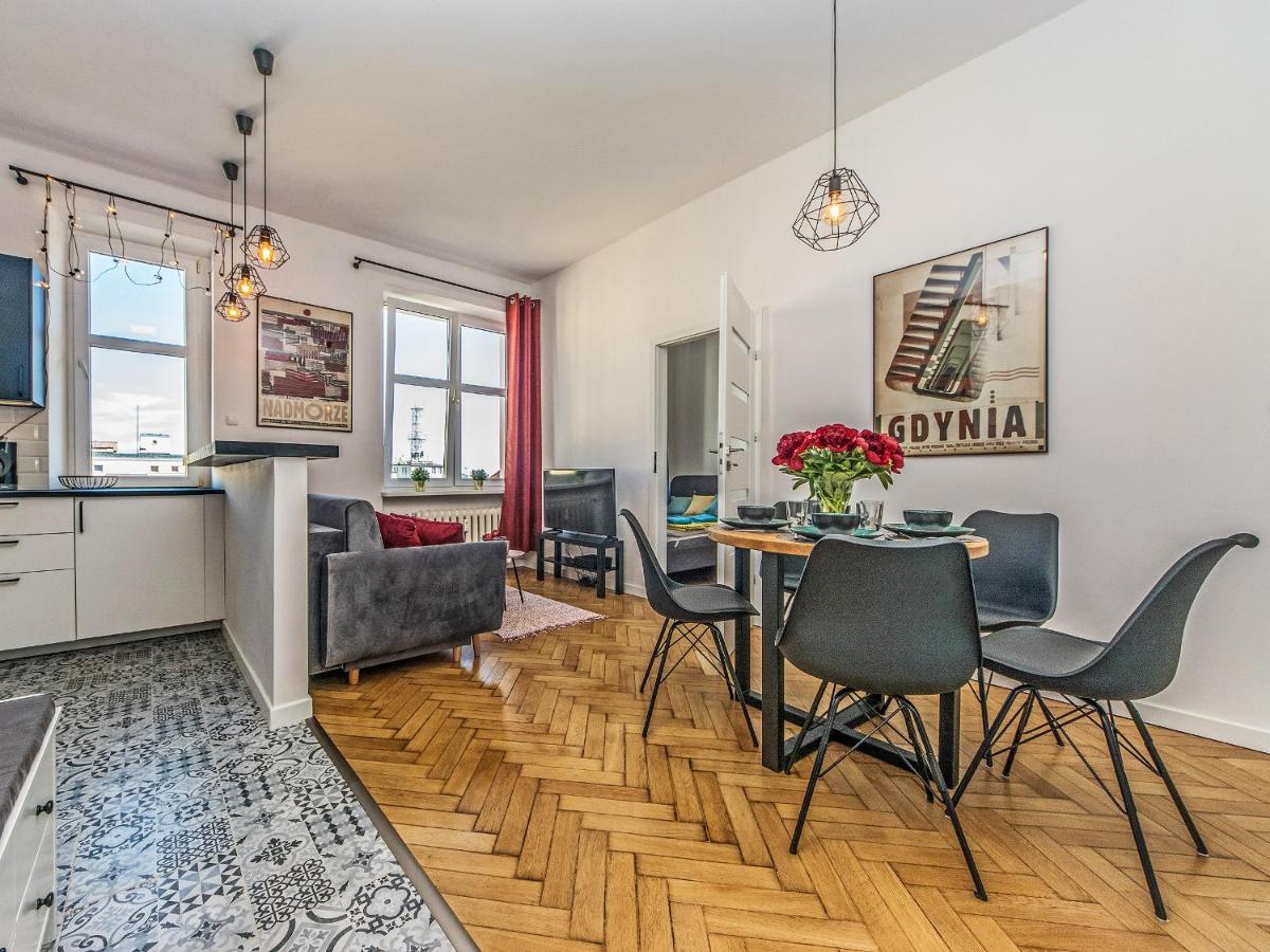 3 Citygo Apartament Skwer Kosciuszki 10 Na 10 Gdynia Buitenkant foto